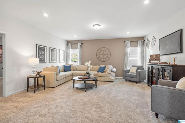 5349 TAILWINDS DRIVE, Leeds, AL 35094