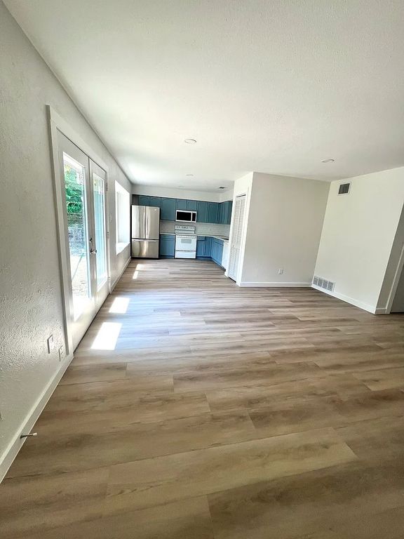 813 Panay Way Drive, Fort Worth, TX 76108