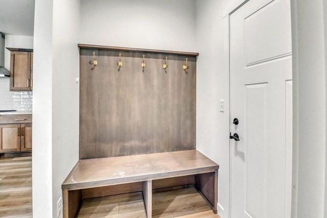 864 Harvest Circle, Horace, ND 58047