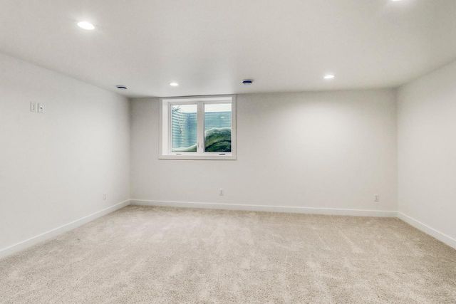 864 Harvest Circle, Horace, ND 58047