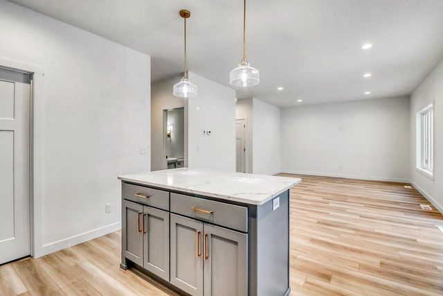 864 Harvest Circle, Horace, ND 58047