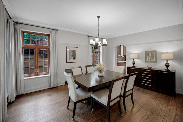 2014 W Hopkins Place, Chicago, IL 60643