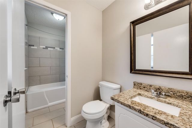 6013 Barry Drive, Watauga, TX 76148