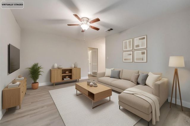 6013 Barry Drive, Watauga, TX 76148