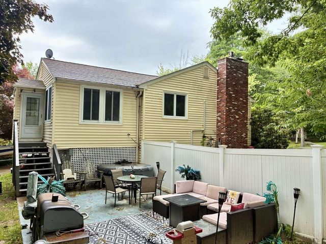 421 Pleasant Street, Laconia, NH 03246