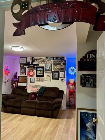 421 Pleasant Street, Laconia, NH 03246