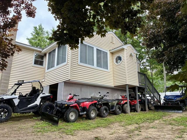 421 Pleasant Street, Laconia, NH 03246