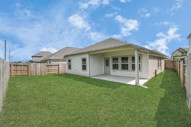 359 Ice Shore Trail, Dayton, TX 77535