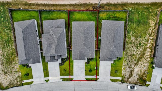 359 Ice Shore Trail, Dayton, TX 77535