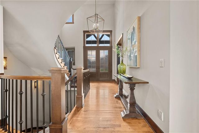 2808 NW Nutall Court, Lee's Summit, MO 64081