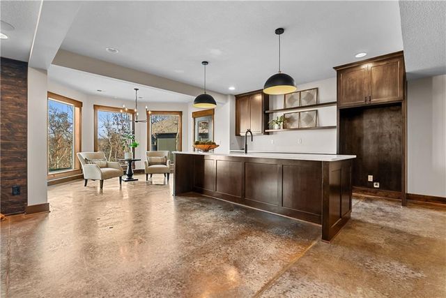 2808 NW Nutall Court, Lee's Summit, MO 64081