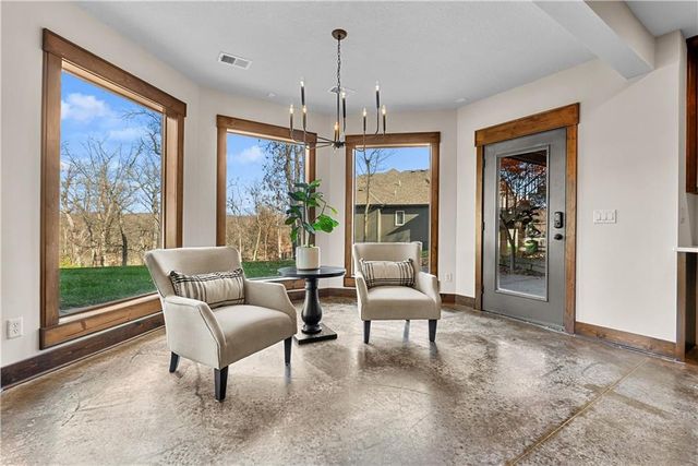 2808 NW Nutall Court, Lee's Summit, MO 64081