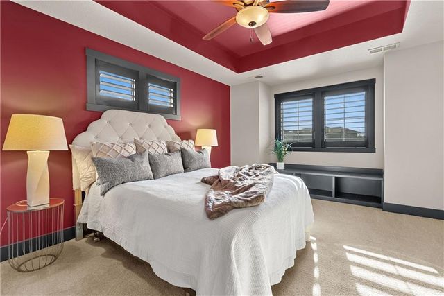 2808 NW Nutall Court, Lee's Summit, MO 64081