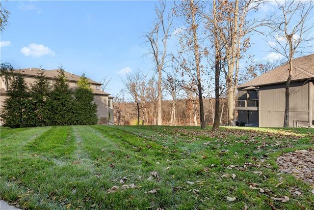 2808 NW Nutall Court, Lee's Summit, MO 64081