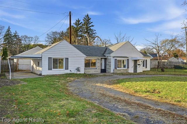 23615 Columbus Avenue, Warren, MI 48089