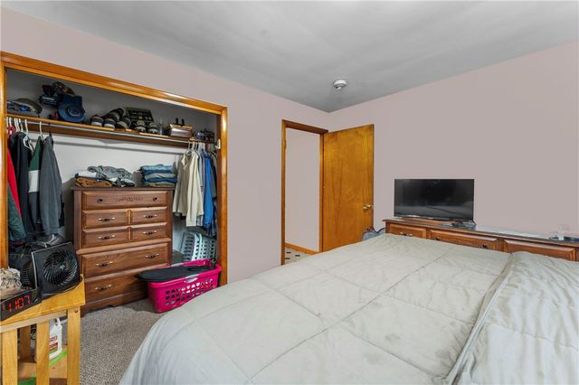 2 Burnside Avenue, Seekonk, MA 02771
