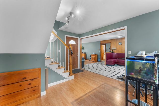 2 Burnside Avenue, Seekonk, MA 02771