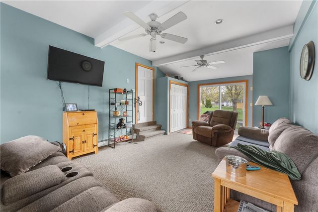 2 Burnside Avenue, Seekonk, MA 02771