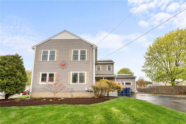 2 Burnside Avenue, Seekonk, MA 02771