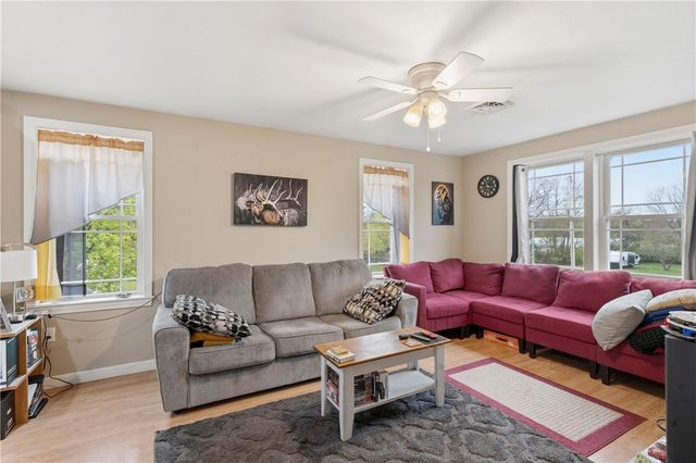 2 Burnside Avenue, Seekonk, MA 02771