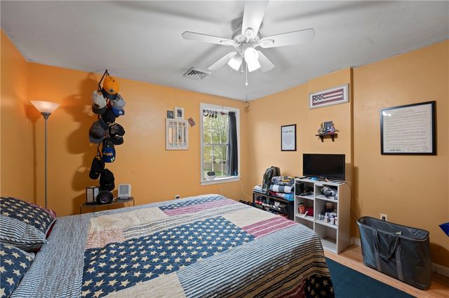 2 Burnside Avenue, Seekonk, MA 02771