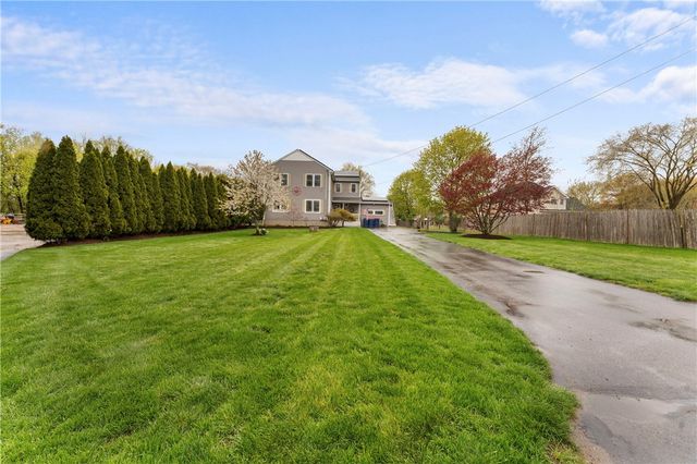 2 Burnside Avenue, Seekonk, MA 02771