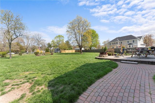 2 Burnside Avenue, Seekonk, MA 02771