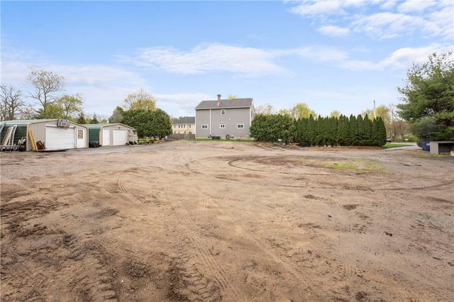 2 Burnside Avenue, Seekonk, MA 02771