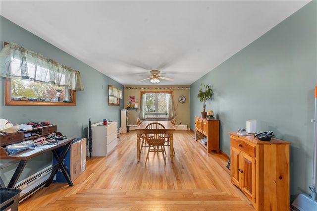 2 Burnside Avenue, Seekonk, MA 02771