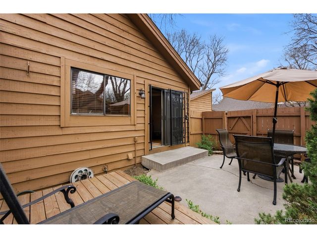 47 S Eagle Cir, Aurora, CO 80012
