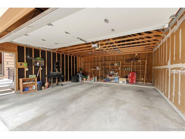 47 S Eagle Cir, Aurora, CO 80012