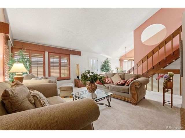 47 S Eagle Cir, Aurora, CO 80012