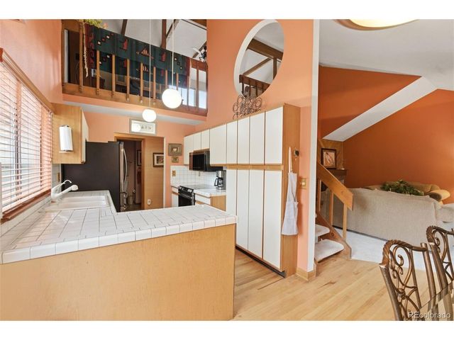 47 S Eagle Cir, Aurora, CO 80012