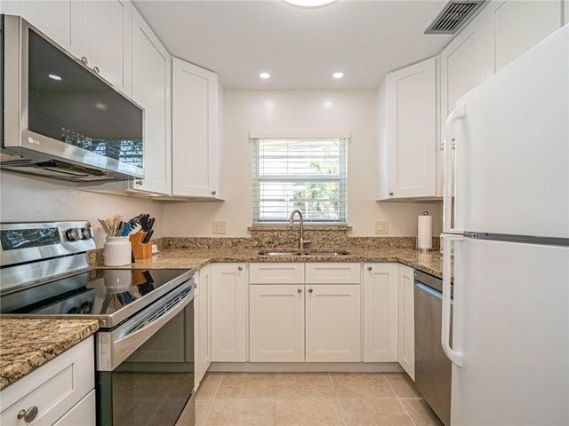 34 Vista Gardens Trail 107, Vero Beach, FL 32962