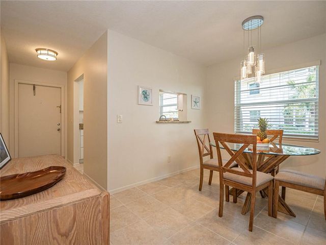 34 Vista Gardens Trail 107, Vero Beach, FL 32962