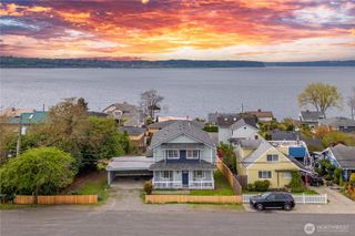 5006 Hyada Boulevard NE, Tacoma, WA 98422