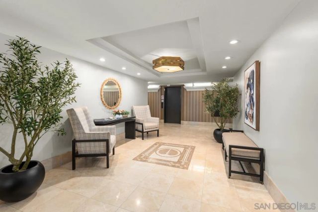 7635 Eads Ave 306, La Jolla, CA 92037