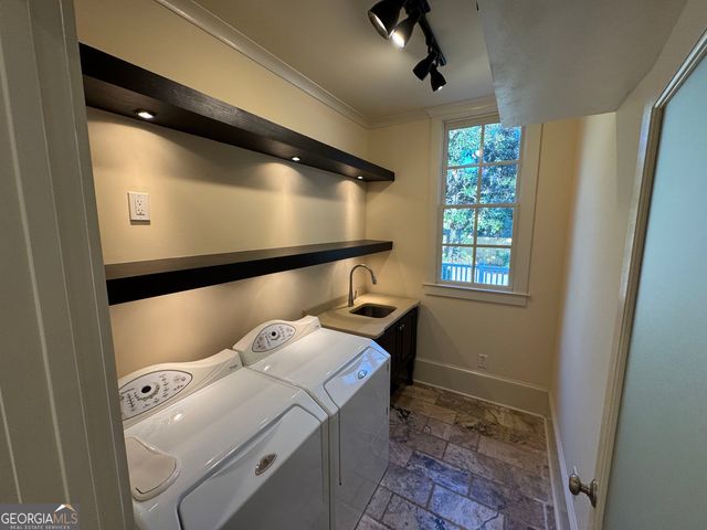 1092 McLynn Avenue NE, Atlanta, GA 30306