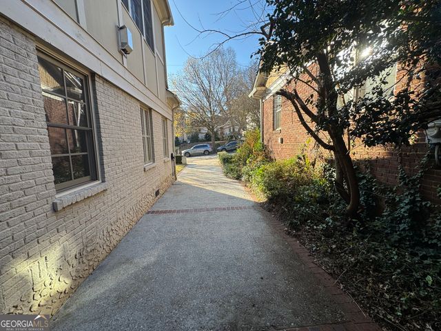 1092 McLynn Avenue NE, Atlanta, GA 30306