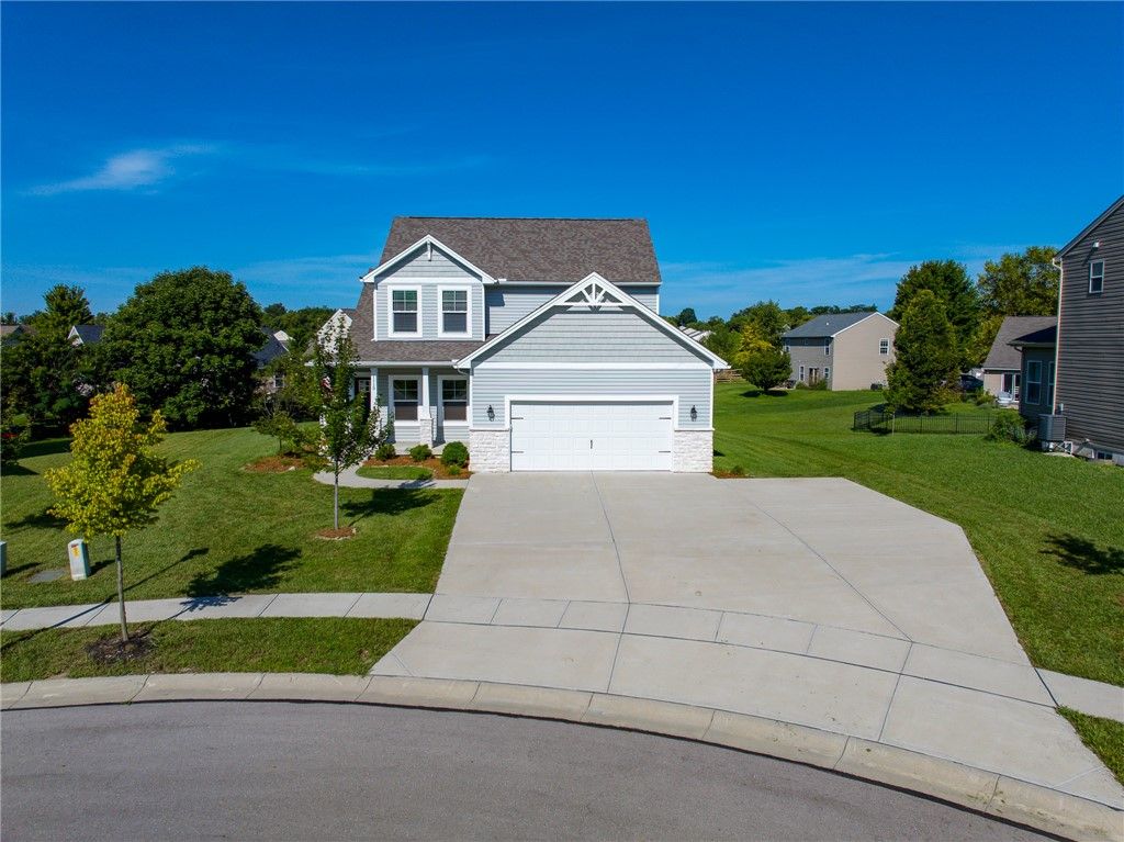 1115 Silversmith Way, Lebanon, OH 45036