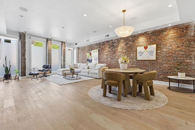 406-418 Commercial St 1A, Boston, MA 02109