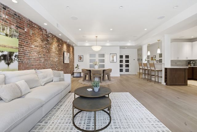 406-418 Commercial St 1A, Boston, MA 02109