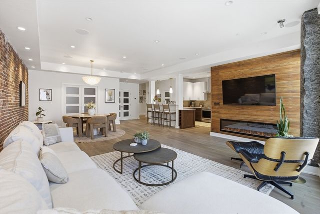 406-418 Commercial St 1A, Boston, MA 02109