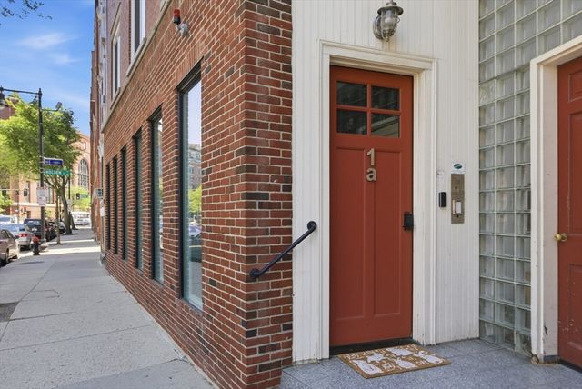 406-418 Commercial St 1A, Boston, MA 02109