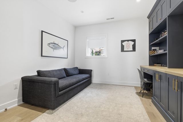 406-418 Commercial St 1A, Boston, MA 02109