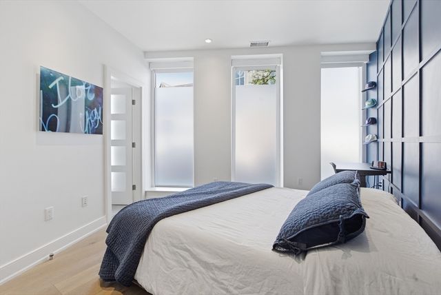 406-418 Commercial St 1A, Boston, MA 02109