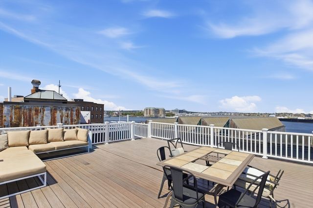 406-418 Commercial St 1A, Boston, MA 02109