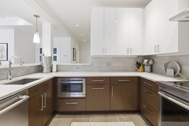 406-418 Commercial St 1A, Boston, MA 02109