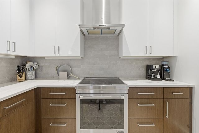 406-418 Commercial St 1A, Boston, MA 02109