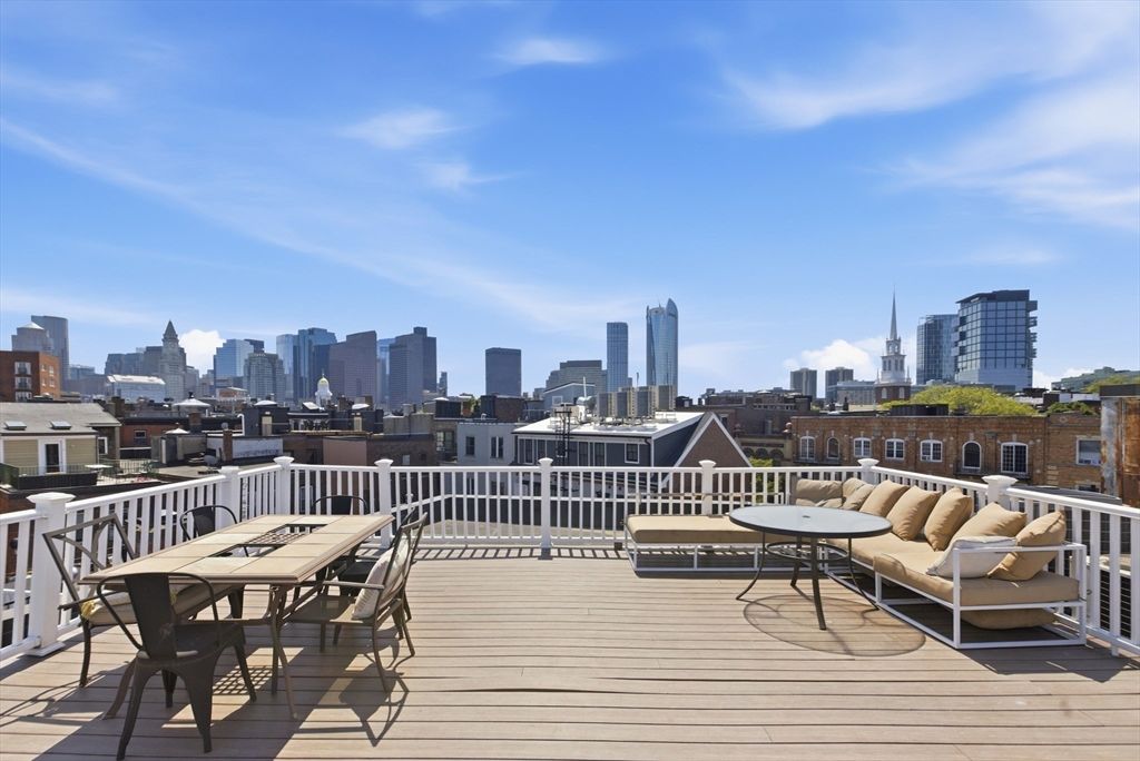 406-418 Commercial St 1A, Boston, MA 02109